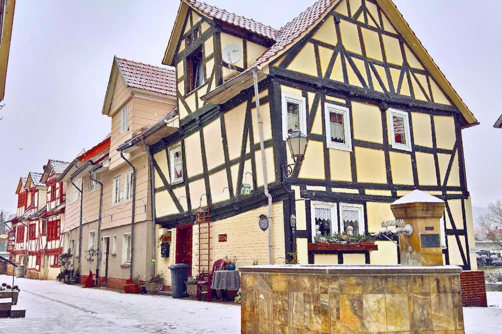 Fachwerkhaus Mitten In Der Altstadt - Ferien In Rotenburg Rotenburg an der Fulda Esterno foto