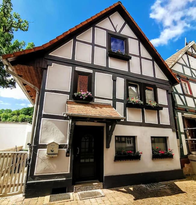 Fachwerkhaus Mitten In Der Altstadt - Ferien In Rotenburg Rotenburg an der Fulda Esterno foto