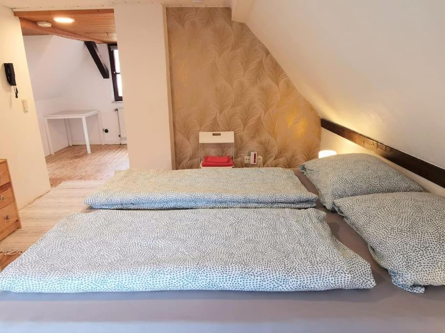 Fachwerkhaus Mitten In Der Altstadt - Ferien In Rotenburg Rotenburg an der Fulda Esterno foto